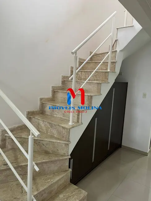 Casa com 3 quartos à venda, 232m2 em Osvaldo Cruz, Sao Caetano Do Sul - SP - imagem 5 Foto 5 de Casa com 3 quartos à venda, 232m2 em Osvaldo Cruz, Sao Caetano Do Sul - SP