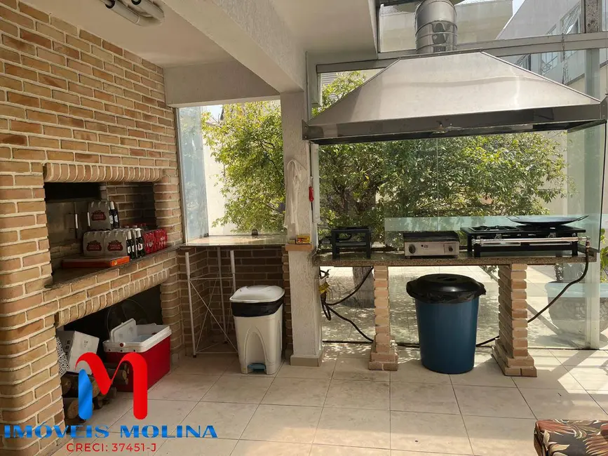 Sobrado com 3 quartos à venda, 364m2 em Osvaldo Cruz, Sao Caetano Do Sul - SP - imagem 4 Foto 4 de Sobrado com 3 quartos à venda, 364m2 em Osvaldo Cruz, Sao Caetano Do Sul - SP