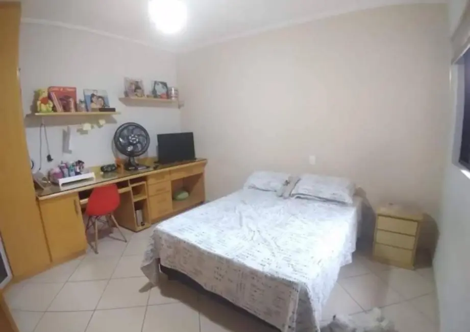 Foto 7 de Sobrado com 3 quartos à venda, 213m2 em Osvaldo Cruz, Sao Caetano Do Sul - SP