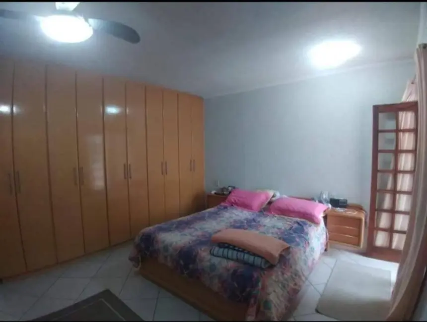 Foto 5 de Sobrado com 3 quartos à venda, 213m2 em Osvaldo Cruz, Sao Caetano Do Sul - SP