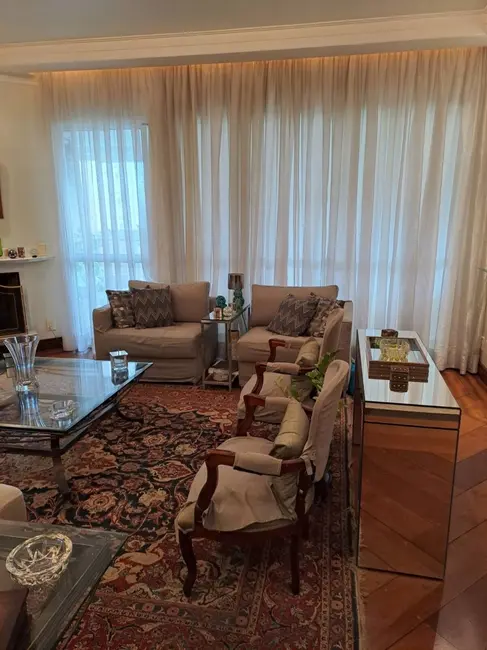 Apartamento com 4 quartos à venda, 186m2 em Vila Mariana, São Paulo - SP - imagem 4 Foto 4 de Apartamento com 4 quartos à venda, 186m2 em Vila Mariana, São Paulo - SP
