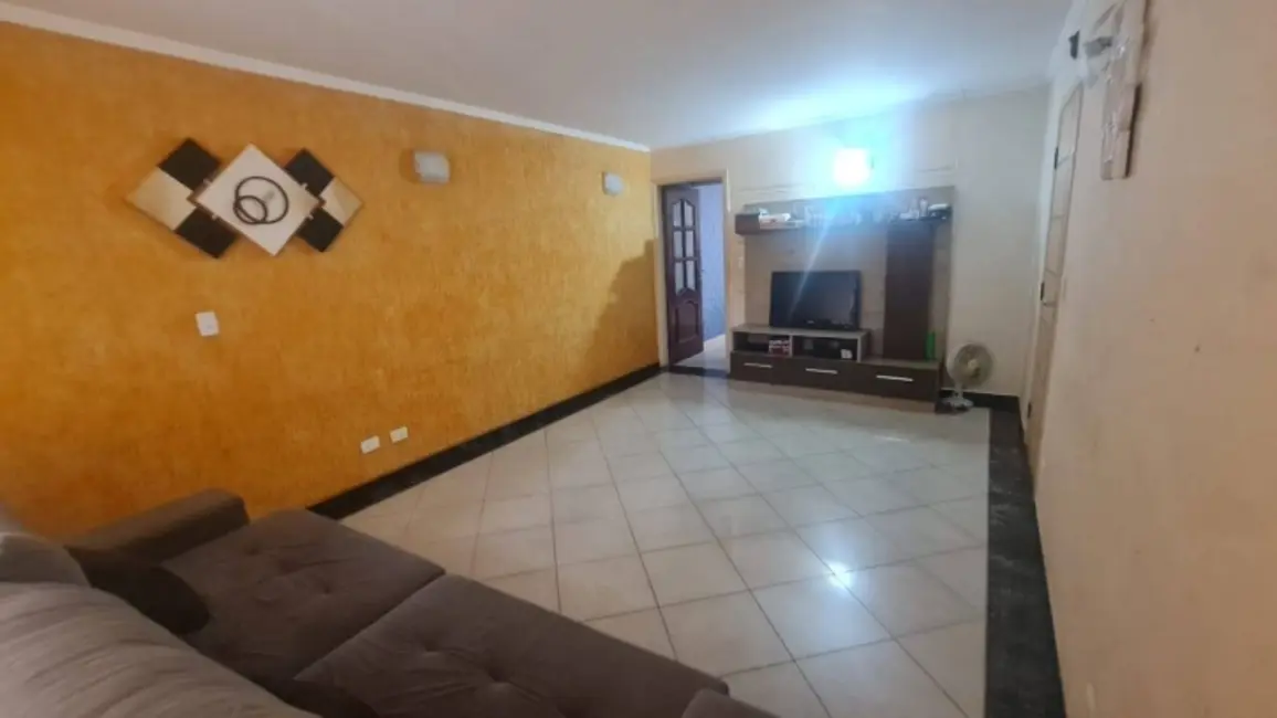 Sobrado com 3 quartos à venda, 187m2 em Centro, Sao Bernardo Do Campo - SP - imagem 4 Foto 4 de Sobrado com 3 quartos à venda, 187m2 em Centro, Sao Bernardo Do Campo - SP