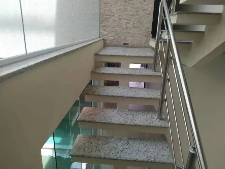 Foto 9 de Sobrado com 4 quartos à venda, 250m2 em Santa Paula, Sao Caetano Do Sul - SP