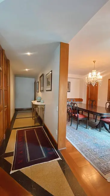 Apartamento com 5 quartos à venda, 320m2 em Moema, São Paulo - SP - imagem 9 Foto 9 de Apartamento com 5 quartos à venda, 320m2 em Moema, São Paulo - SP