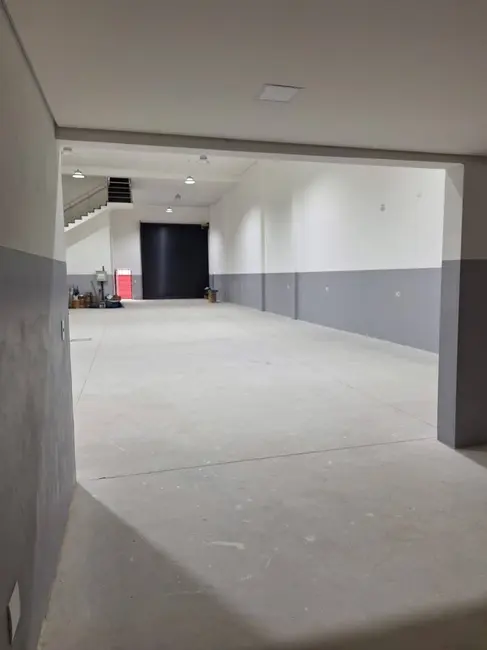 Foto 3 de Sala Comercial para alugar, 300m2 em Vila Príncipe de Gales, Santo Andre - SP