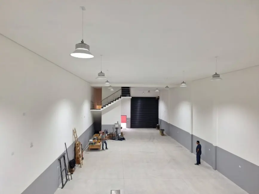 Foto 1 de Sala Comercial para alugar, 300m2 em Vila Príncipe de Gales, Santo Andre - SP