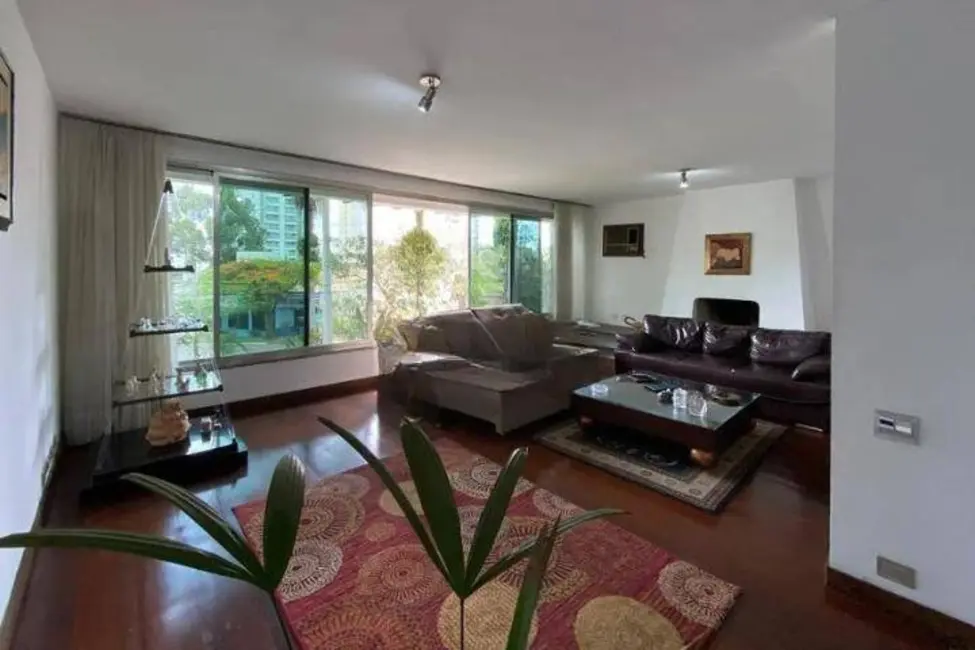 Foto 3 de Sobrado com 5 quartos à venda, 580m2 em Jardim São Caetano, Sao Caetano Do Sul - SP