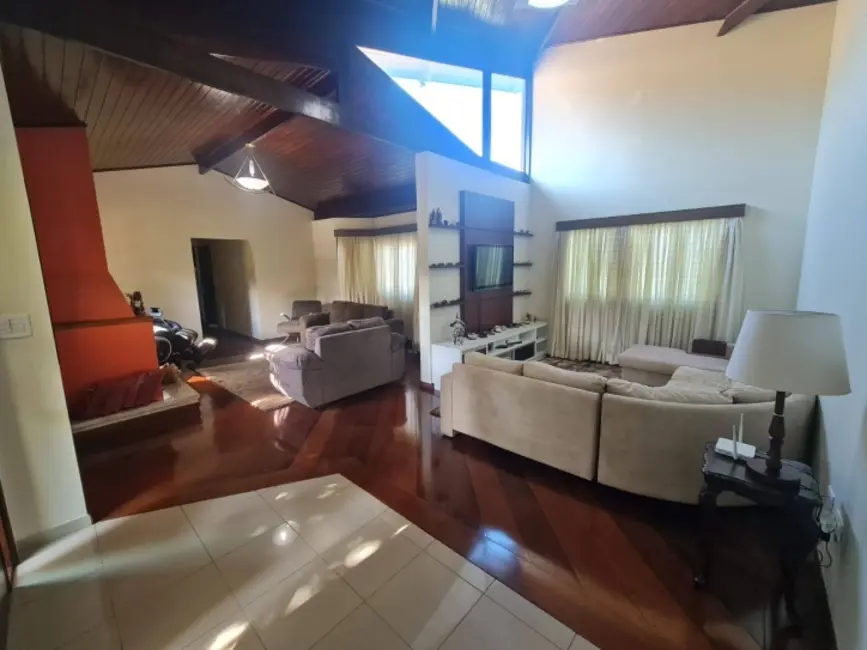 Foto 9 de Casa de Condomínio com 3 quartos à venda, 450m2 em Sao Roque - SP