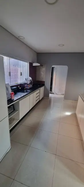 Casa com 5 quartos à venda, 500m2 em Vila Palmares, Santo Andre - SP - imagem 5 Foto 5 de Casa com 5 quartos à venda, 500m2 em Vila Palmares, Santo Andre - SP