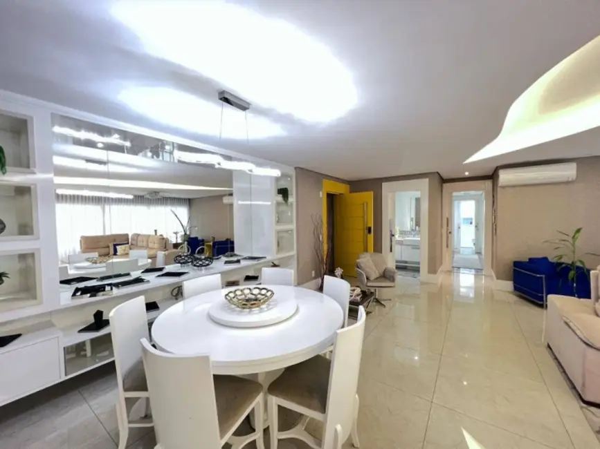 Apartamento com 4 quartos à venda, 234m2 em Cerâmica, Sao Caetano Do Sul - SP - imagem 6 Foto 6 de Apartamento com 4 quartos à venda, 234m2 em Cerâmica, Sao Caetano Do Sul - SP