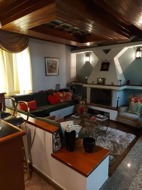 Foto 2 de Sobrado com 10 quartos à venda, 200m2 em São João Clímaco, São Paulo - SP