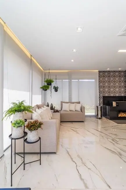 Casa de Condomínio com 5 quartos à venda, 586m2 em Atibaia - SP - imagem 2 Foto 2 de Casa de Condomínio com 5 quartos à venda, 586m2 em Atibaia - SP