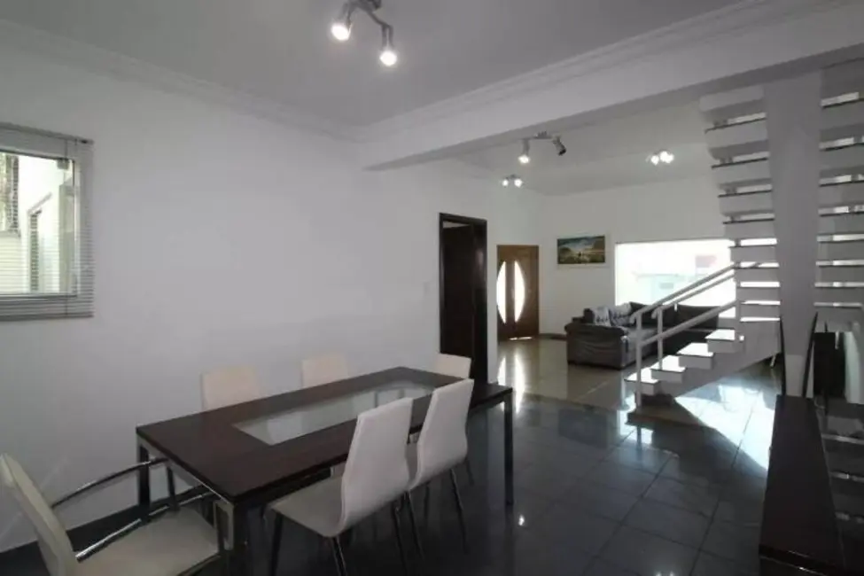 Foto 9 de Sobrado com 5 quartos à venda, 350m2 em Olímpico, Sao Caetano Do Sul - SP