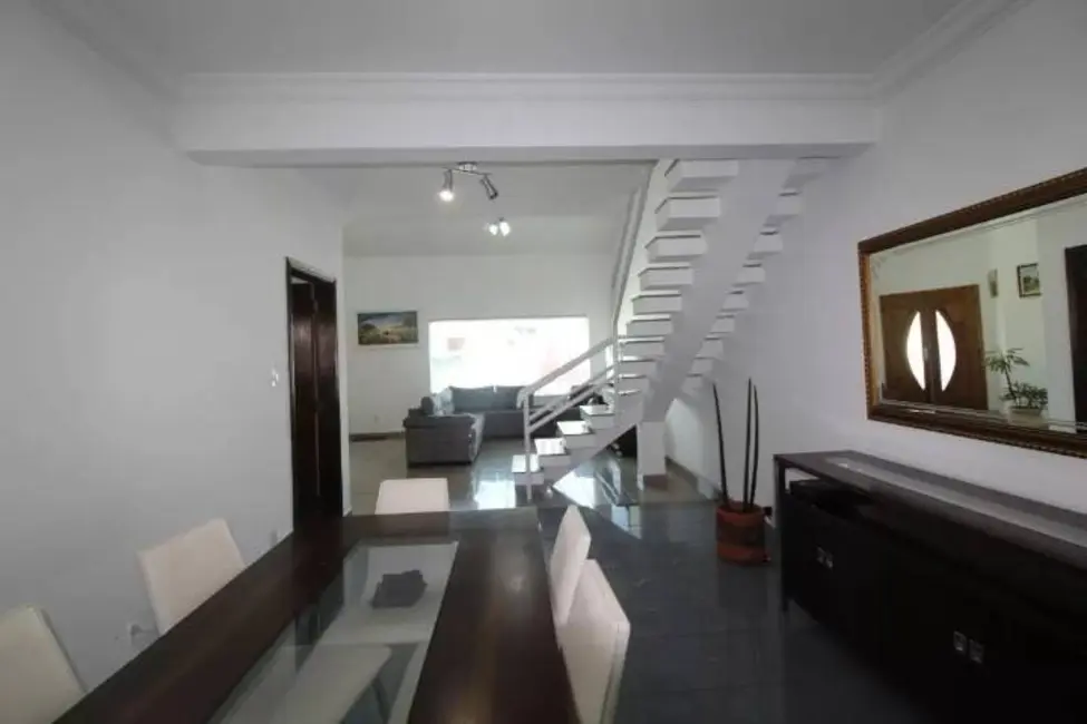 Foto 8 de Sobrado com 5 quartos à venda, 350m2 em Olímpico, Sao Caetano Do Sul - SP