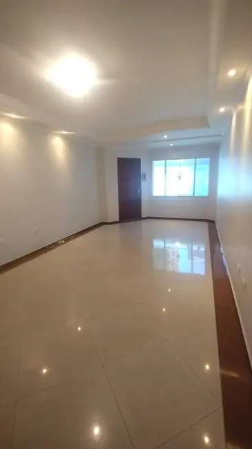Foto 2 de Casa com 3 quartos para alugar, 130m2 em Jardim, Santo Andre - SP
