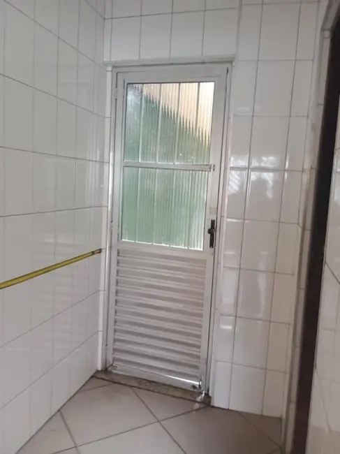 Foto 4 de Casa com 2 quartos à venda, 180m2 em Jardim Las Vegas, Santo Andre - SP