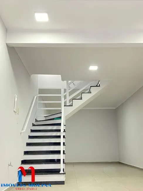 Foto 2 de Casa com 2 quartos à venda, 86m2 em Vila Lucinda, Santo Andre - SP