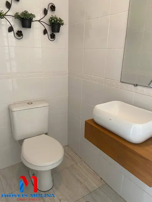 Foto 2 de Sobrado com 3 quartos à venda, 219m2 em Vila Eldízia, Santo Andre - SP
