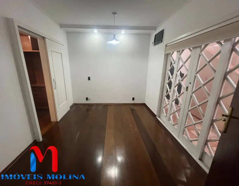 Foto 4 de Casa com 3 quartos à venda e para alugar, 240m2 em Osvaldo Cruz, Sao Caetano Do Sul - SP