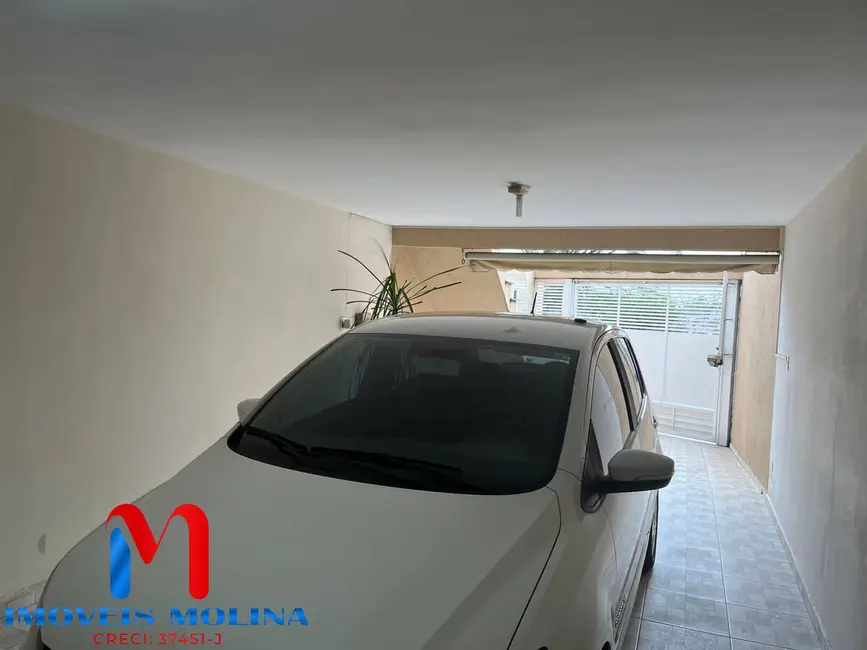 Sobrado com 3 quartos à venda, 232m2 em Osvaldo Cruz, Sao Caetano Do Sul - SP - imagem 4 Foto 4 de Sobrado com 3 quartos à venda, 232m2 em Osvaldo Cruz, Sao Caetano Do Sul - SP