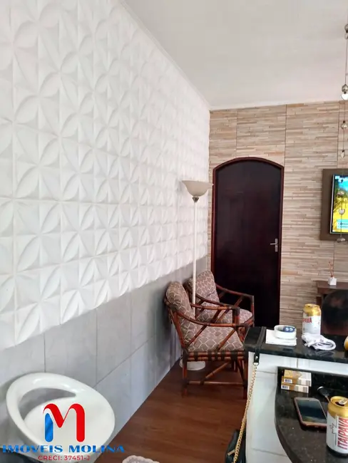 Foto 3 de Casa com 2 quartos à venda, 84m2 em Mongagua - SP