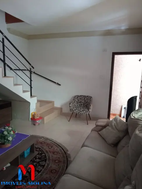 Foto 2 de Sobrado com 3 quartos à venda, 149m2 em Osvaldo Cruz, Sao Caetano Do Sul - SP