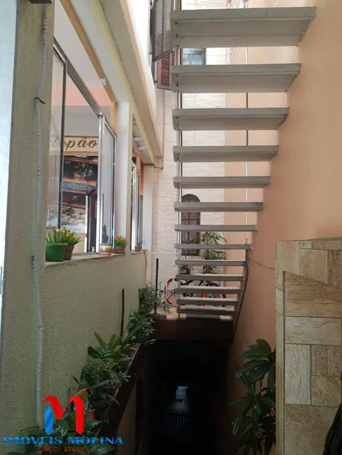 Foto 5 de Casa com 6 quartos à venda, 300m2 em Vila Alzira, São Paulo - SP