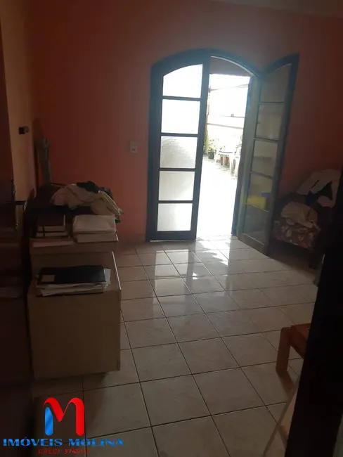 Foto 3 de Casa com 6 quartos à venda, 300m2 em Vila Alzira, São Paulo - SP