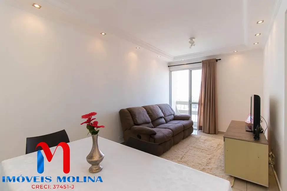 Foto 2 de Apartamento com 3 quartos à venda, 70m2 em Vila Firmiano Pinto, São Paulo - SP