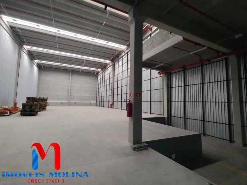 Foto 1 de Armazém / Galpão para alugar, 891m2 em Parque Jaçatuba, Santo Andre - SP
