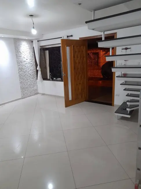 Foto 3 de Sobrado com 3 quartos à venda, 172m2 em Vila Palmares, Santo Andre - SP