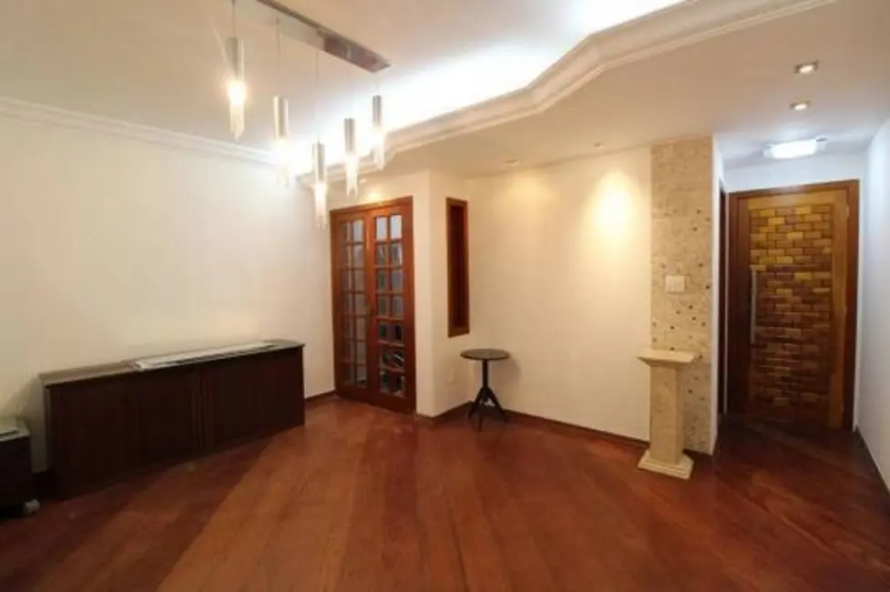 Foto 1 de Sobrado com 3 quartos à venda, 210m2 em Vila Camilópolis, Santo Andre - SP