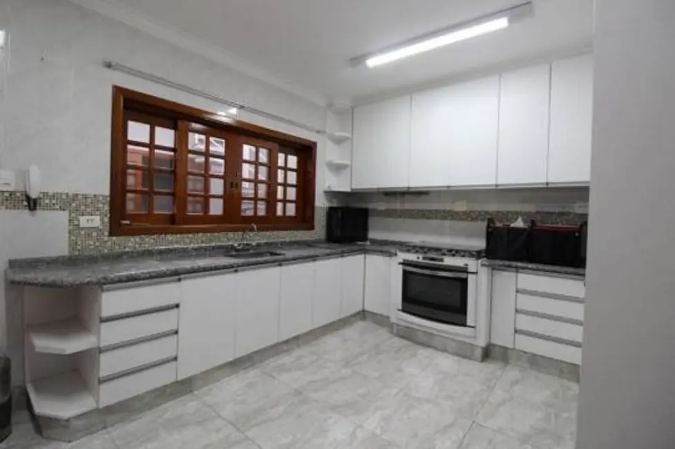 Foto 9 de Sobrado com 3 quartos à venda, 210m2 em Vila Camilópolis, Santo Andre - SP