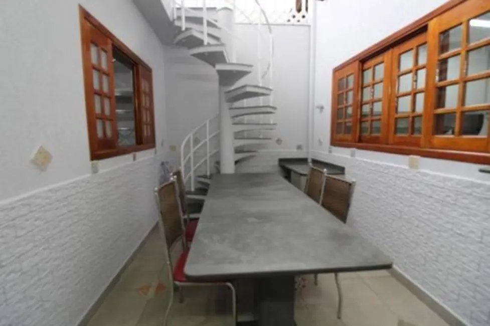 Foto 8 de Sobrado com 3 quartos à venda, 210m2 em Vila Camilópolis, Santo Andre - SP