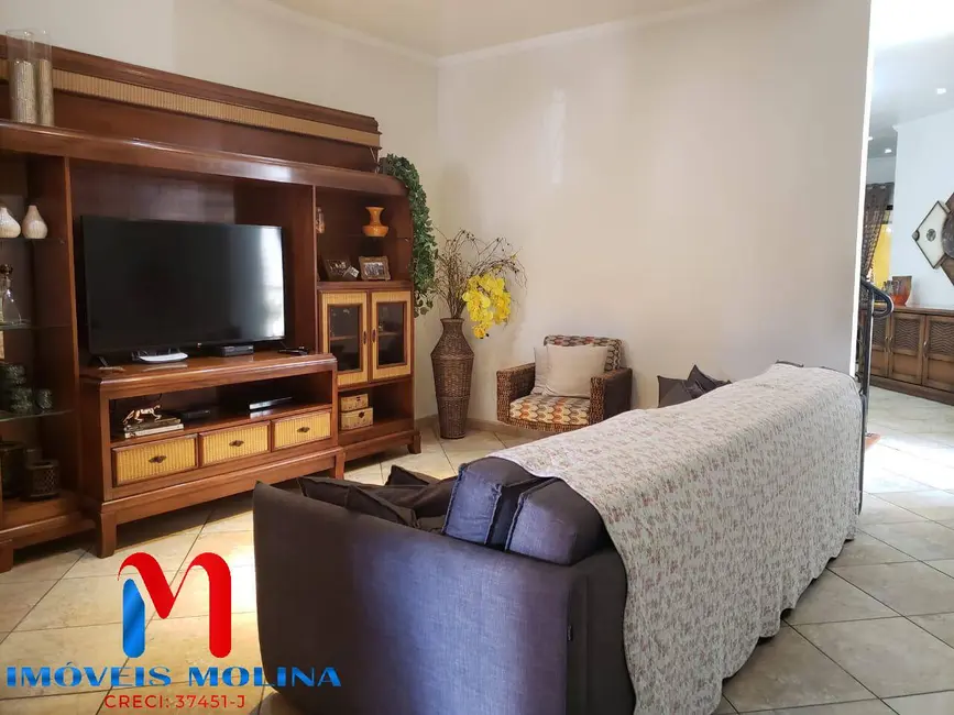 Foto 3 de Sobrado com 3 quartos à venda, 210m2 em Olímpico, Sao Caetano Do Sul - SP