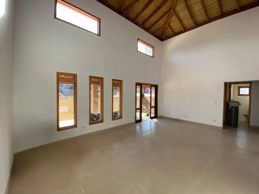 Foto 1 de Chácara com 3 quartos à venda, 185m2 em Ibiuna - SP