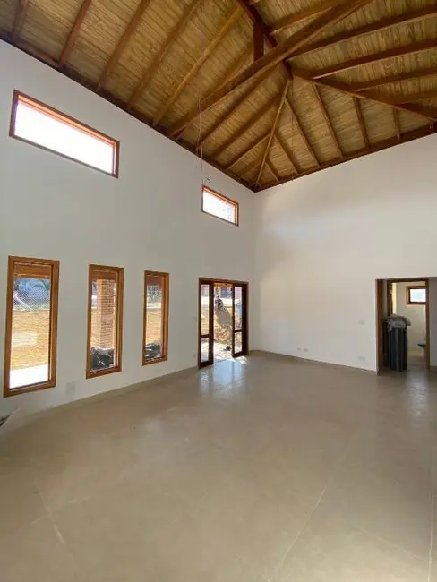 Foto 2 de Chácara com 3 quartos à venda, 185m2 em Ibiuna - SP