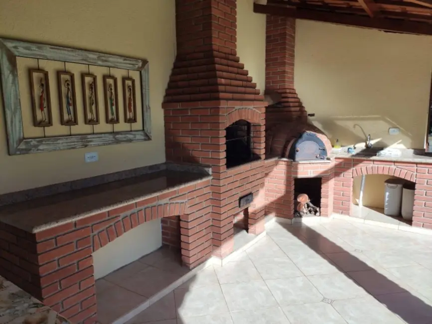 Chácara com 3 quartos à venda, 420m2 em Mairinque - SP - imagem 6 Foto 6 de Chácara com 3 quartos à venda, 420m2 em Mairinque - SP