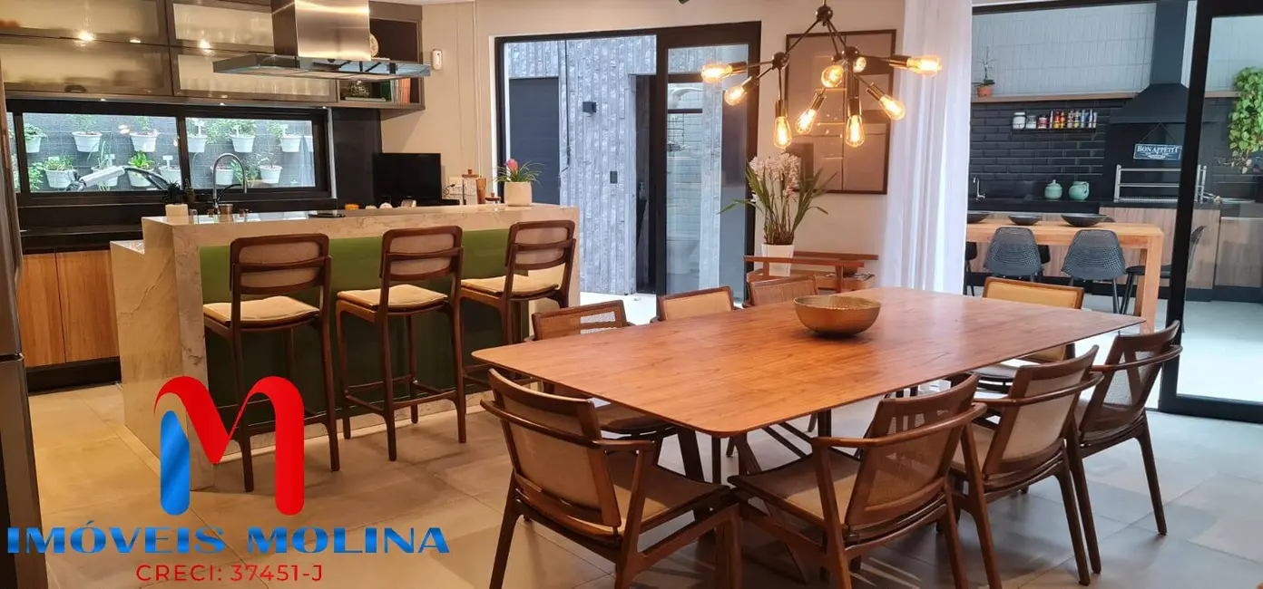 Foto 2 de Sobrado com 4 quartos à venda, 321m2 em Jardim São Caetano, Sao Caetano Do Sul - SP