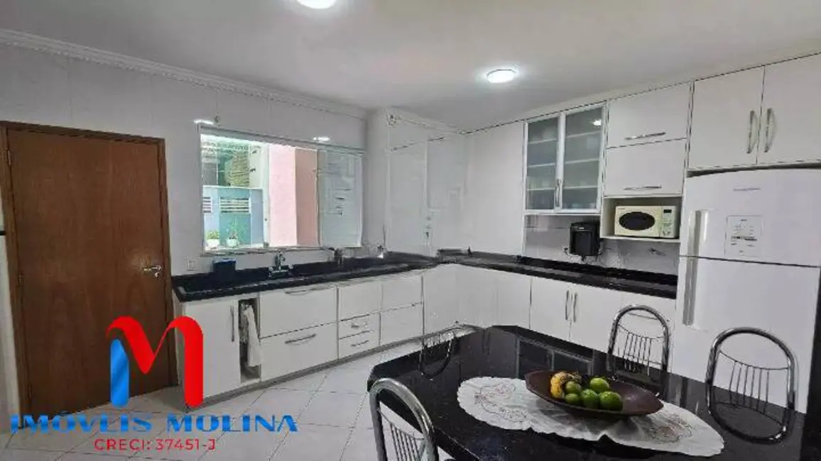 Foto 9 de Sobrado com 3 quartos à venda, 285m2 em Osvaldo Cruz, Sao Caetano Do Sul - SP