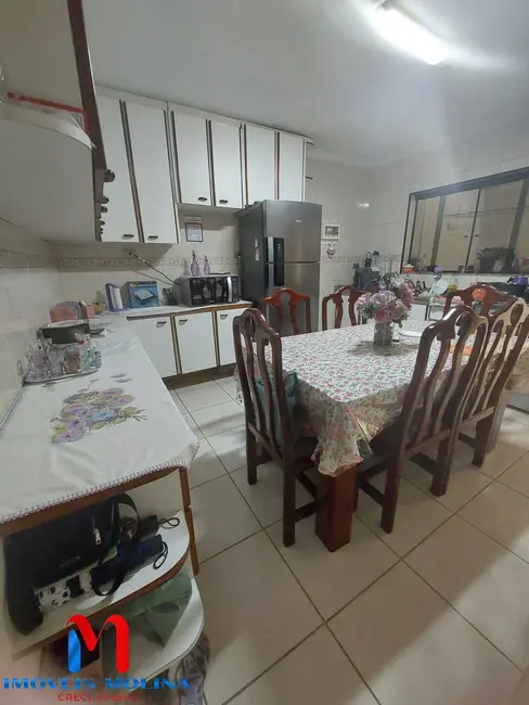 Foto 2 de Sobrado com 2 quartos à venda, 121m2 em Osvaldo Cruz, Sao Caetano Do Sul - SP