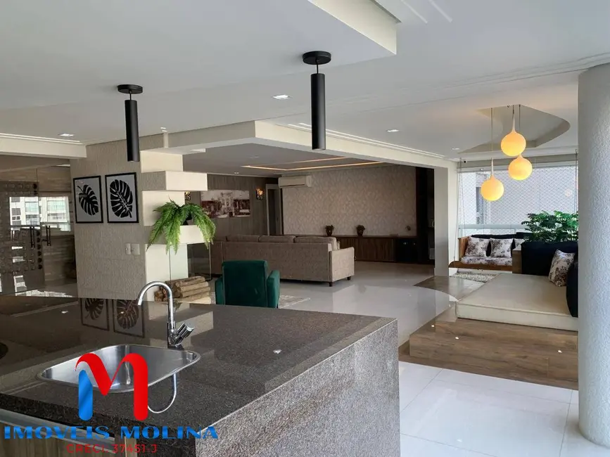 Foto 2 de Apartamento com 3 quartos para alugar, 304m2 em Santo Antônio, Sao Caetano Do Sul - SP