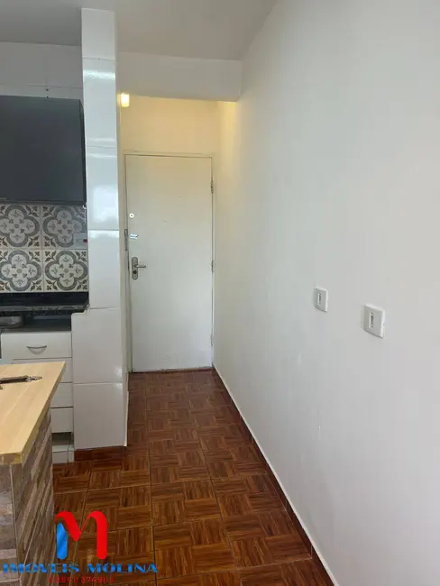 Foto 4 de Kitnet com 1 quarto para alugar, 40m2 em Osvaldo Cruz, Sao Caetano Do Sul - SP