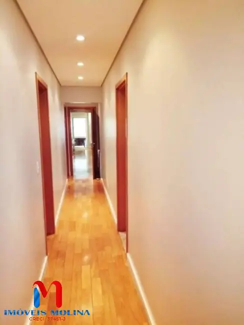 Apartamento com 4 quartos à venda, 243m2 em Santo Antônio, Sao Caetano Do Sul - SP - imagem 9 Foto 9 de Apartamento com 4 quartos à venda, 243m2 em Santo Antônio, Sao Caetano Do Sul - SP