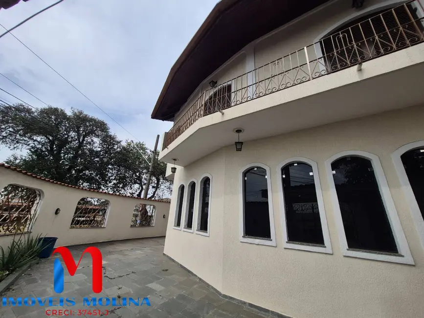 Foto 2 de Sobrado com 3 quartos à venda, 319m2 em Jardim Ana Maria, Santo Andre - SP