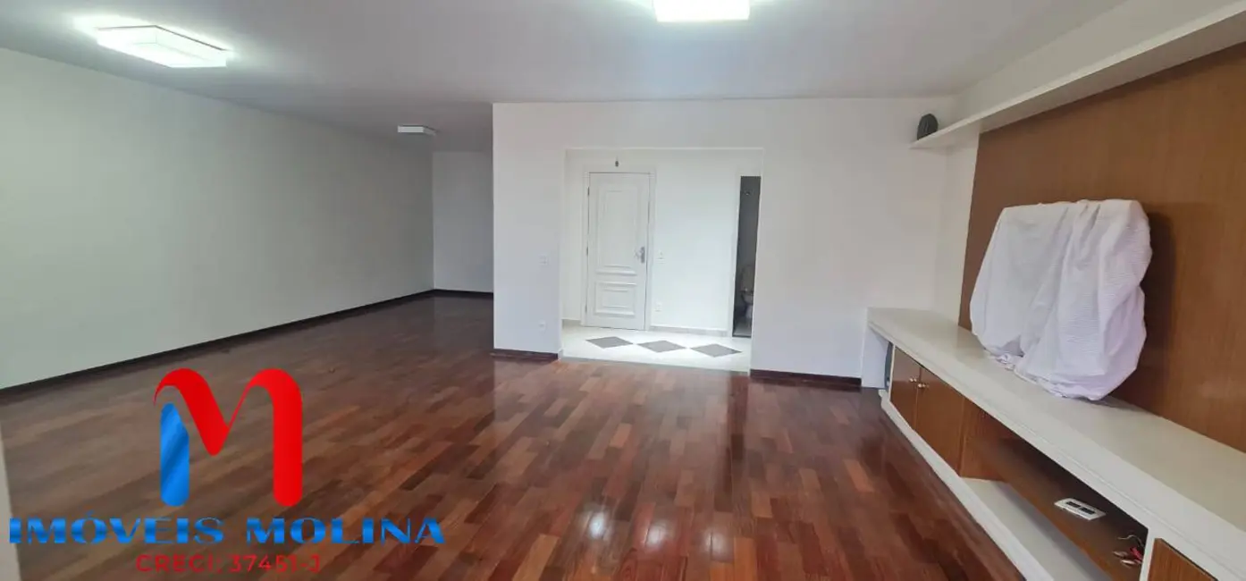 Foto 3 de Apartamento com 4 quartos para alugar, 225m2 em Santa Paula, Sao Caetano Do Sul - SP