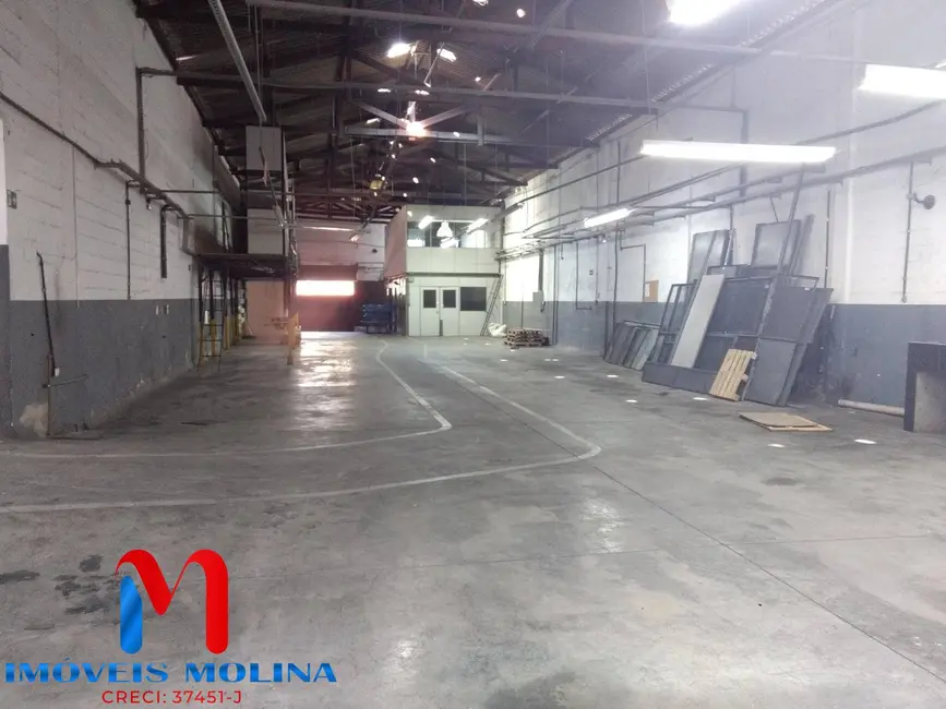 Foto 2 de Armazém / Galpão para alugar, 1000m2 em São José, Sao Caetano Do Sul - SP