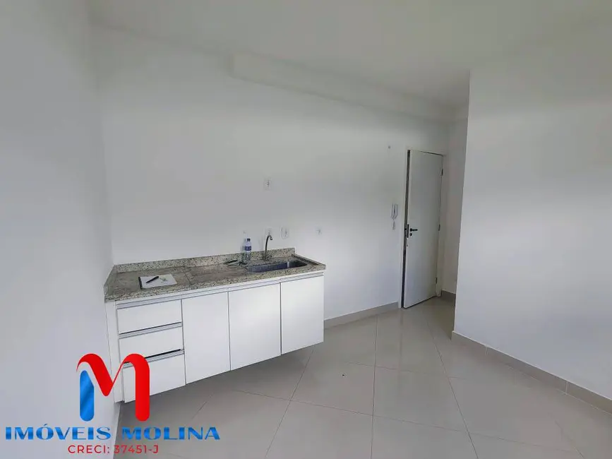 Foto 4 de Kitnet com 1 quarto para alugar, 15m2 em Anchieta, Sao Bernardo Do Campo - SP