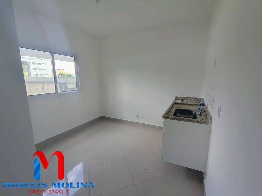 Foto 1 de Kitnet com 1 quarto para alugar, 15m2 em Anchieta, Sao Bernardo Do Campo - SP