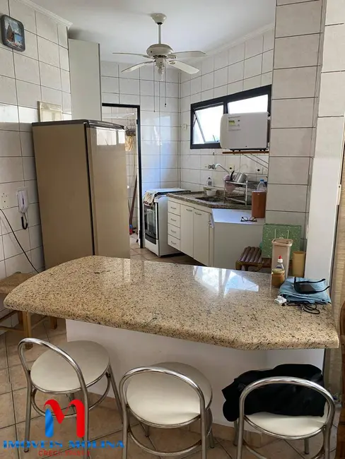 Foto 1 de Apartamento com 2 quartos à venda, 65m2 em Guaruja - SP